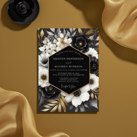 Black Opulent Floral Wedding 招待状