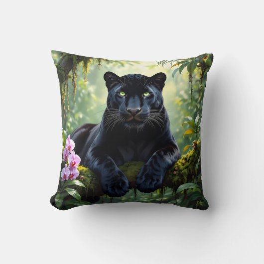 Black Panther in the Jungle クッション (正面)