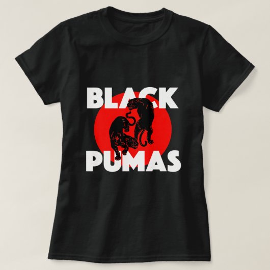 black pumas band logo new Classic T-Shirt Tシャツ (デザイン正面)