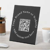 Black QR Code | モダンでスタイリッシュなビジネスウェブサイト 台座サイン (インサイチュ)