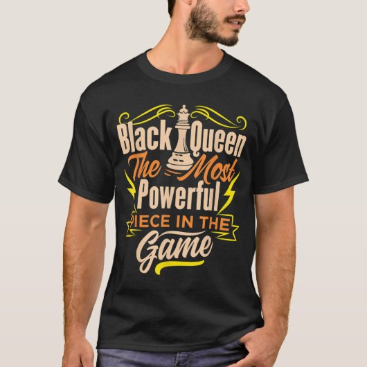 Black Queen Power | Strong Chess Quote Design Tシャツ (正面)