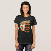 Black Queen The Most Powerful Piece Black History  Tシャツ (正面フル)