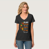 Black Queen The Most Powerful Piece Black History  Tシャツ (正面フル)