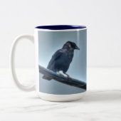 Black Raven on a Powerline Gothic, Celtic,ウィッカ信者 ツートーンマグカップ (左)