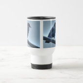 Black Raven on a Powerline Gothic, Celtic,ウィッカ信者 トラベルマグ (中央)