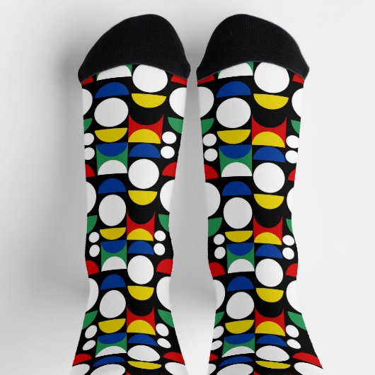 Black Scandinavian Bauhaus Mid-Century Pattern ソックス (上部)