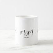 Black Script Established Mom コーヒーマグカップ (中央)
