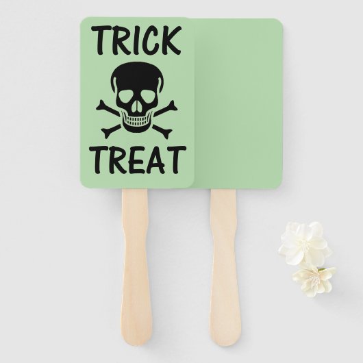 Black Skull Trick Treat green rectangle hand fans ハンドファン (正面&裏面)