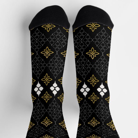 Black socks featuring a gold and white pattern ソックス (上部)