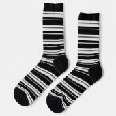 Black Stripe Socks – Bold Monochrome Style ソックス (左)