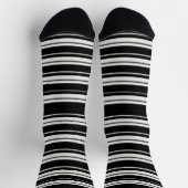 Black Stripe Socks – Bold Monochrome Style ソックス (上部)