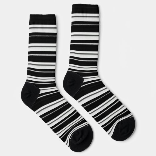 Black Stripe Socks – Bold Monochrome Style ソックス (右)