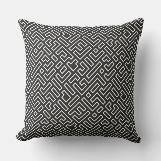 Black Throw Pillow クッション (正面)