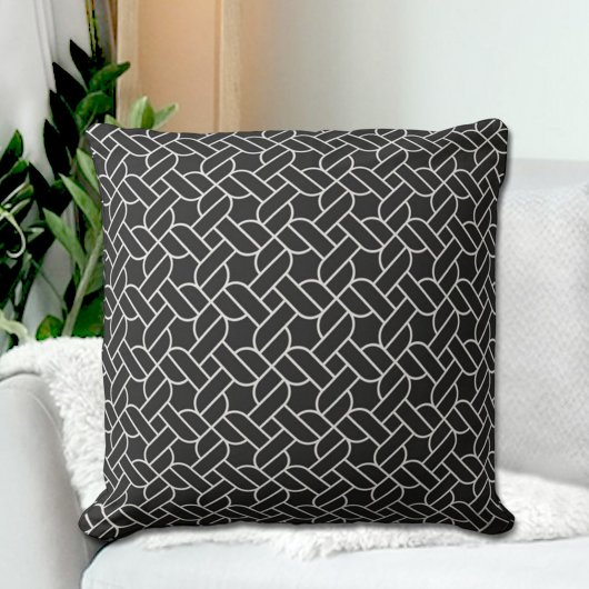 Black Throw Pillow クッション