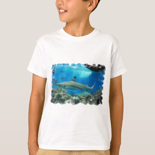 black-tipped-shark-1.jpg tシャツ (正面)