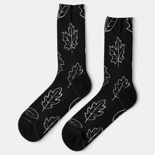 Black & White Autumn Leaf Socks | Minimalist Fall  ソックス (左)