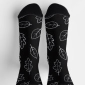 Black & White Autumn Leaf Socks | Minimalist Fall  ソックス (上部)
