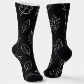Black & White Autumn Leaf Socks | Minimalist Fall  ソックス (傾斜あり)