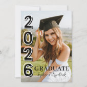 Black & White Class of 2026 Photo Graduation 招待状 (正面)