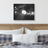 Black & White Dandelion in the Woods 11x14 キャンバスプリント (インサイチュ (寝室))