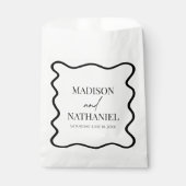 Black White Elegant Wavy Border Wedding フェイバーバッグ (正面)