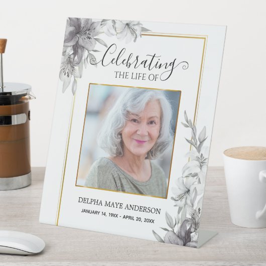 Black, White Gold Minimalist Funeral  台座サイン (インサイチュ)