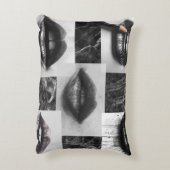 Black & White Lips Collage Accent Pillow アクセントクッション (裏面(縦))