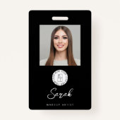 Black White Logo Photo Makeup Employee バッジ (正面)