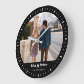 Black & White Minimal Valentine Wedding ラージ壁時計 (傾斜)