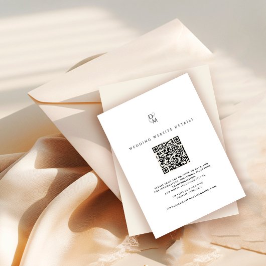 Black & White Monogram Wedding Website QR Code エンクロージャーカード