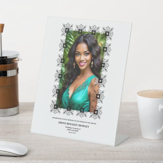 Black & White Ornate Frame Memorial Reserved Seat  台座サイン (インサイチュ)