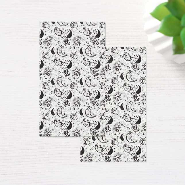 Black & White Paisley Pattern –Elegant Textile Art (デスク)