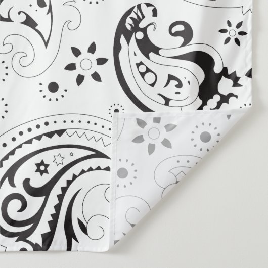 Black & White Paisley Pattern –Elegant Textile Art タペストリー (詳細)