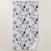 Black & White Paisley Pattern –Elegant Textile Art ビーチタオル (正面)