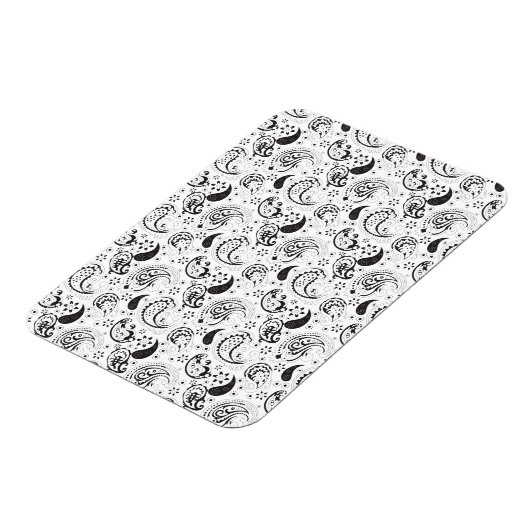 Black & White Paisley Pattern –Elegant Textile Art マグネット (左側)