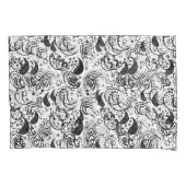 Black & White Paisley Pattern –Elegant Textile Art 枕カバー (正面)