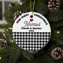 Black & White Plaid Our First Christmas Married セラミックオーナメント