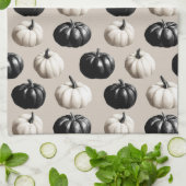 Black & White Pumpkin Fall Design キッチンタオル (折り畳み)