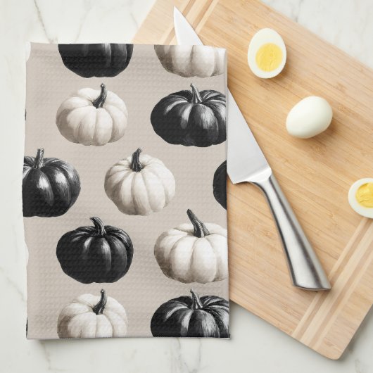 Black & White Pumpkin Fall Design キッチンタオル (四つ折り)