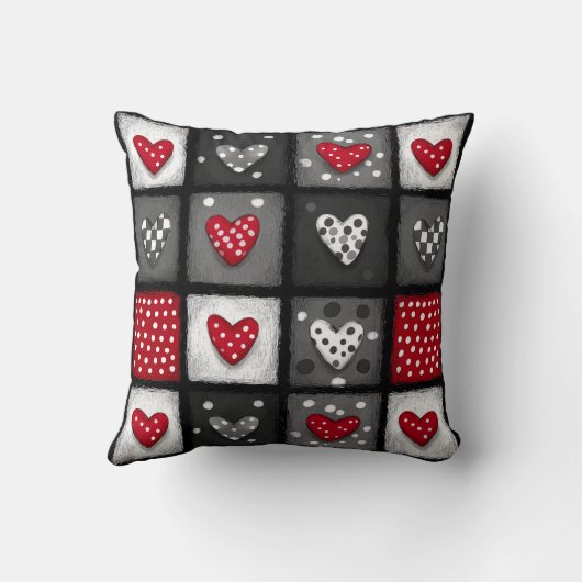 Black White Red Patchwork with Hearts クッション (裏面)