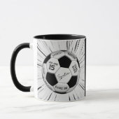 Black White Soccer Ball Custom Age Name Birthday マグカップ (左)