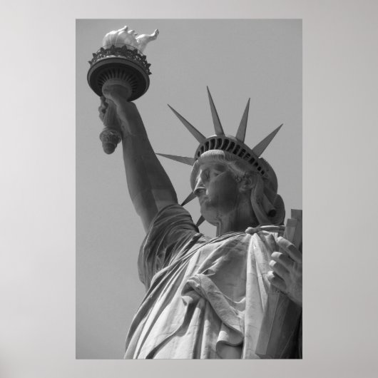 Black & White Statue of Liberty New York City ポスター (正面)