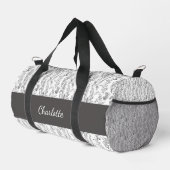 Black White Toile Floral Custom Name ダッフルバッグ (右コーナー)