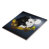 Black White Wolves Moonlight Autumn Leaves タイル (側面)