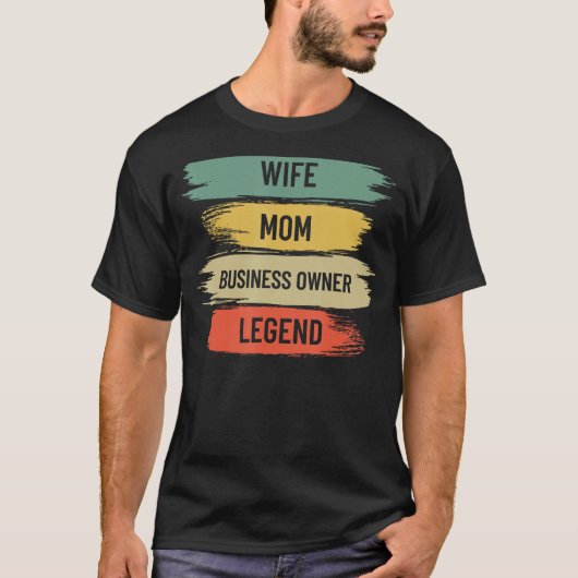 Black Wife Mom Business Owner CEO Entrepreneur Wom Tシャツ (正面)