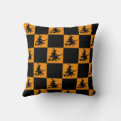 Black Witches on Orange クッション (裏面)