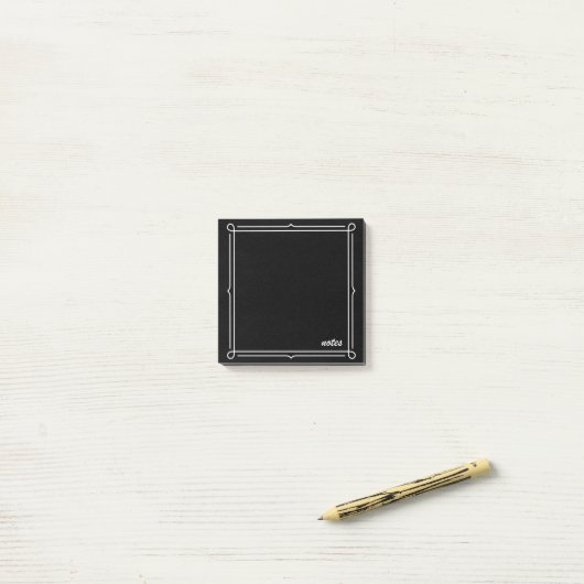 Black with white frame ポストイット (デスク上)
