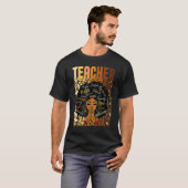 Black Woman Teacher Afro Retro Matching Black Hist Tシャツ (正面フル)