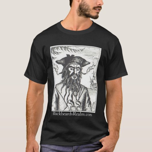 Blackbeardの王国の黒のティー Tシャツ (正面)