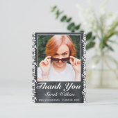 Blackboardとホワイトレースの卒業写真感謝してい ポストカード (スタンド正面)